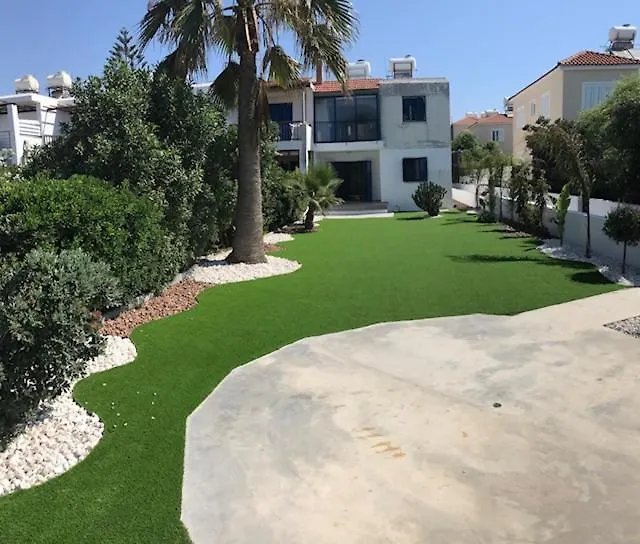 Apartament Beach Front Periyiali Gardens Periwolia
